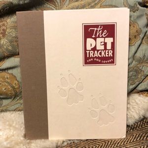 THE PET TRACKER (Dog) Organizer/Binder NEW!
